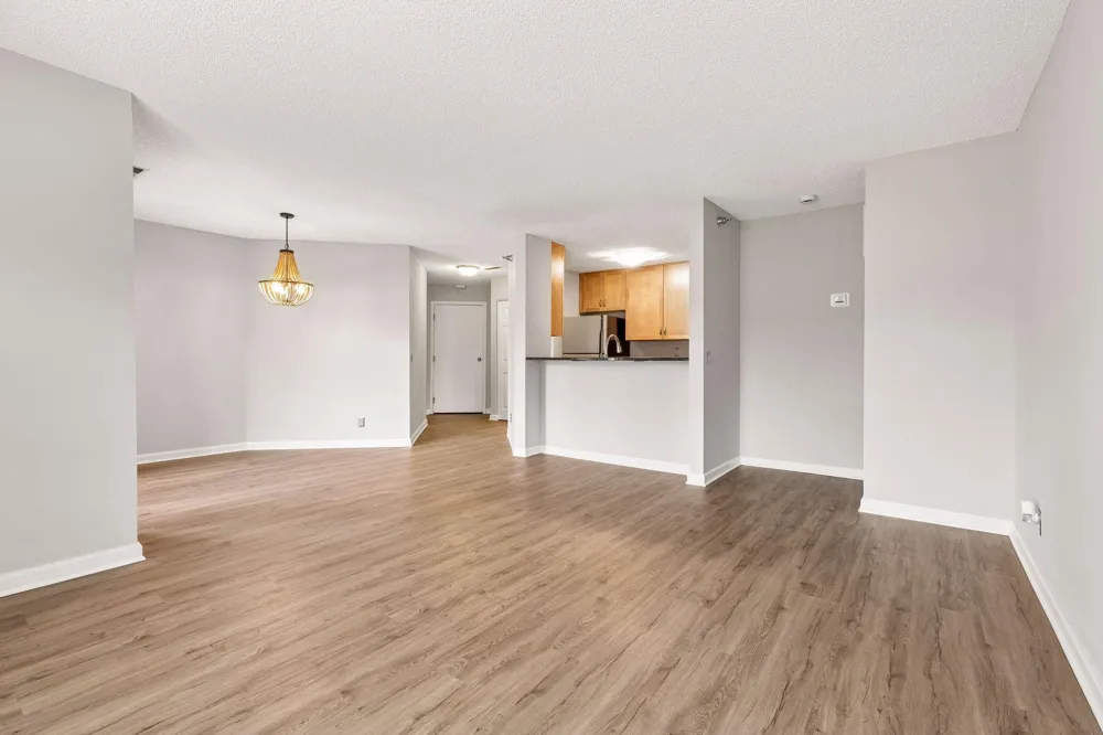 6155 Chasewood Parkway #1 Minnetonka, MN 55343