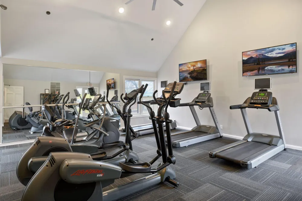 6155 Chasewood Parkway #1 Minnetonka, MN 55343