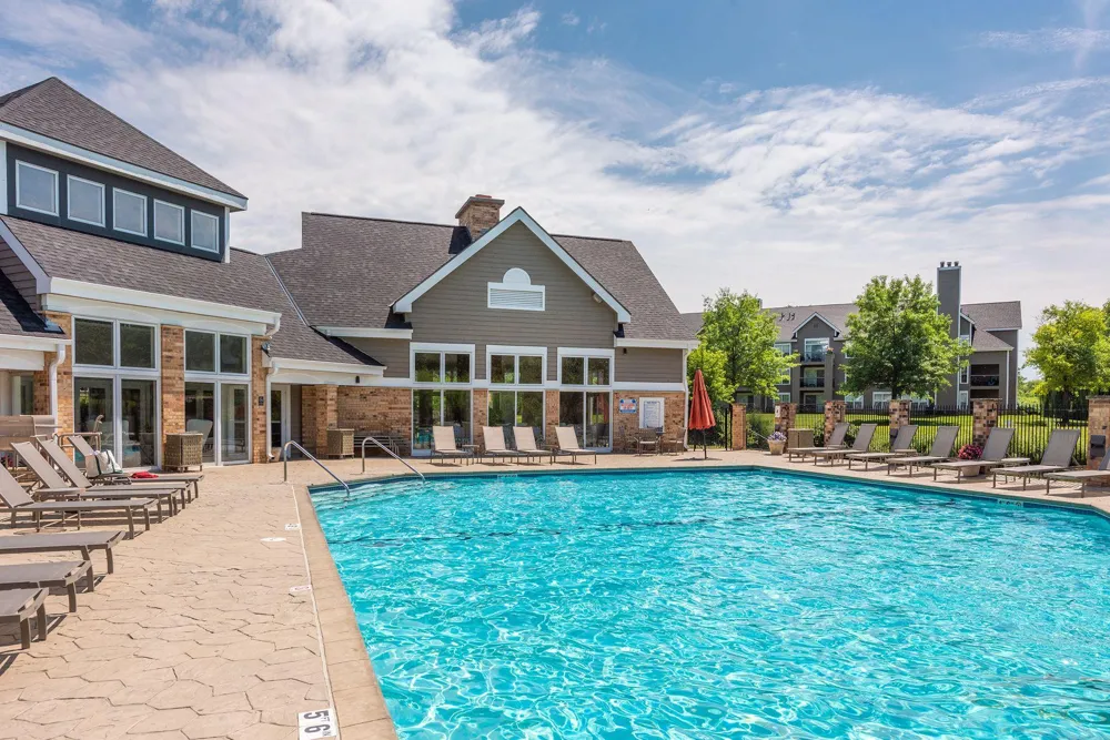 6155 Chasewood Parkway #1 Minnetonka, MN 55343