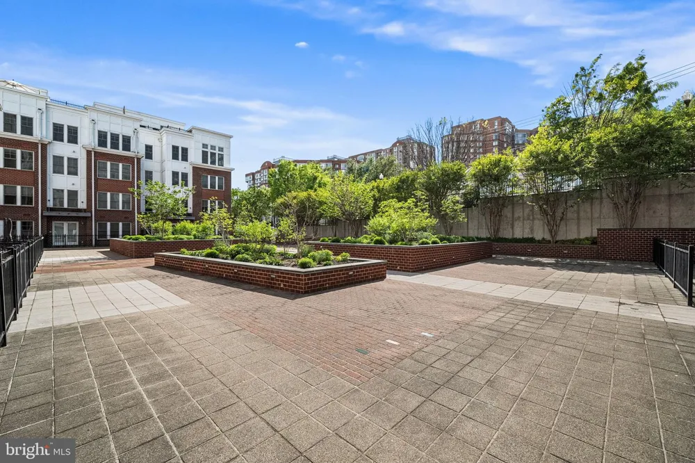 1418 RHODES STREET #B120 Arlington, VA 22209