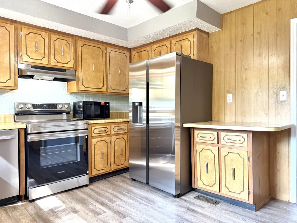 1710 Cumberland Heights Rd Clarksville, TN 37040