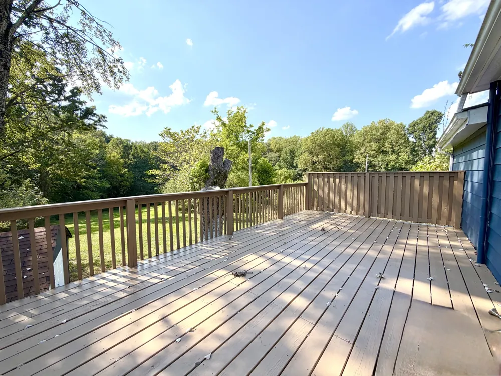 1710 Cumberland Heights Rd Clarksville, TN 37040