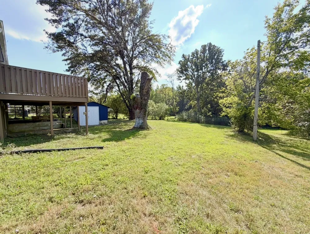 1710 Cumberland Heights Rd Clarksville, TN 37040