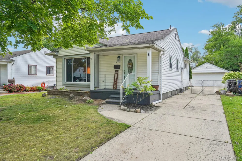 26057 Osmun Street Madison Heights City, MI 48071