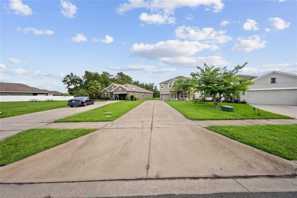 2553 EAGLE BAY BOULEVARD Kissimmee, FL 34743