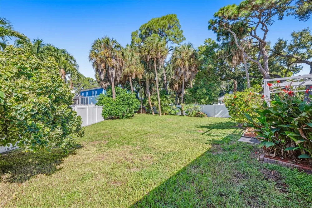 2845 59TH CIRCLE S St Petersburg, FL 33712