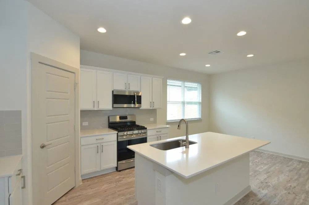 428 Agave Azul Way Leander, TX 78642
