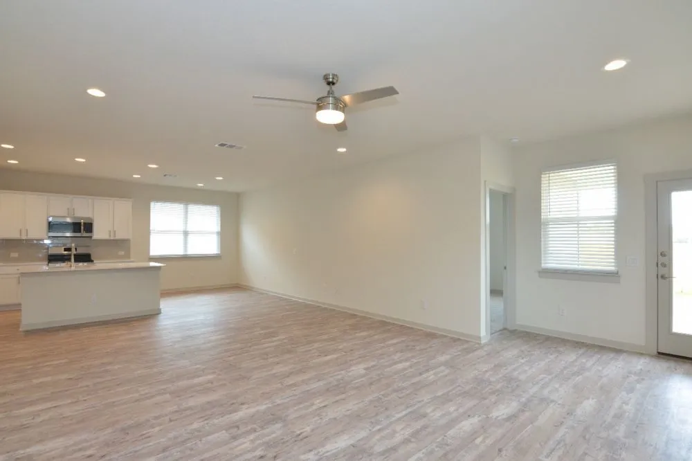 428 Agave Azul Way Leander, TX 78642