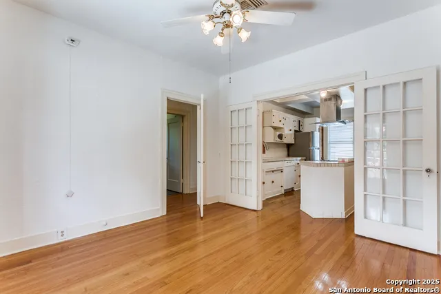 526 Pershing Unit B San Antonio, TX 78209