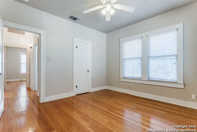 526 Pershing Unit B San Antonio, TX 78209