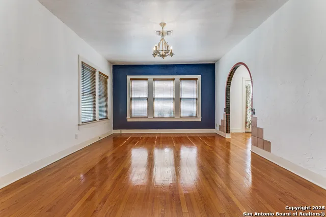 526 Pershing Unit B San Antonio, TX 78209