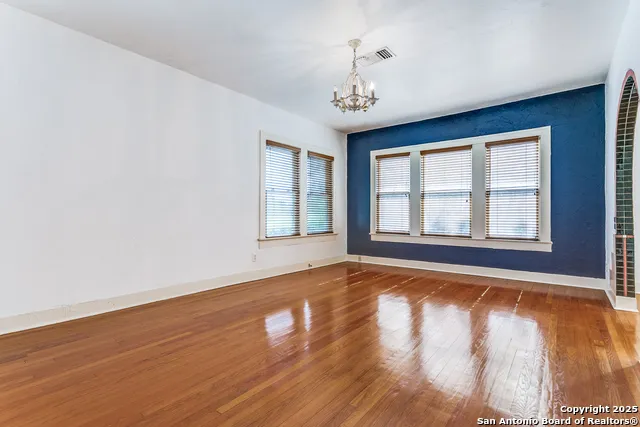 526 Pershing Unit B San Antonio, TX 78209