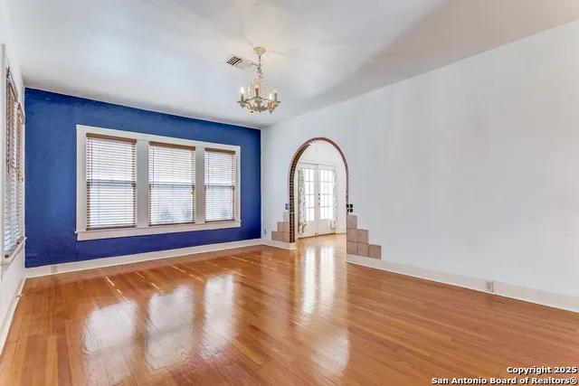 526 Pershing Unit B San Antonio, TX 78209