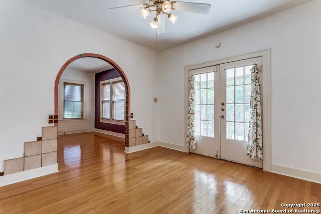 526 Pershing Unit B San Antonio, TX 78209