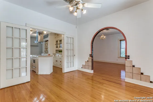 526 Pershing Unit B San Antonio, TX 78209