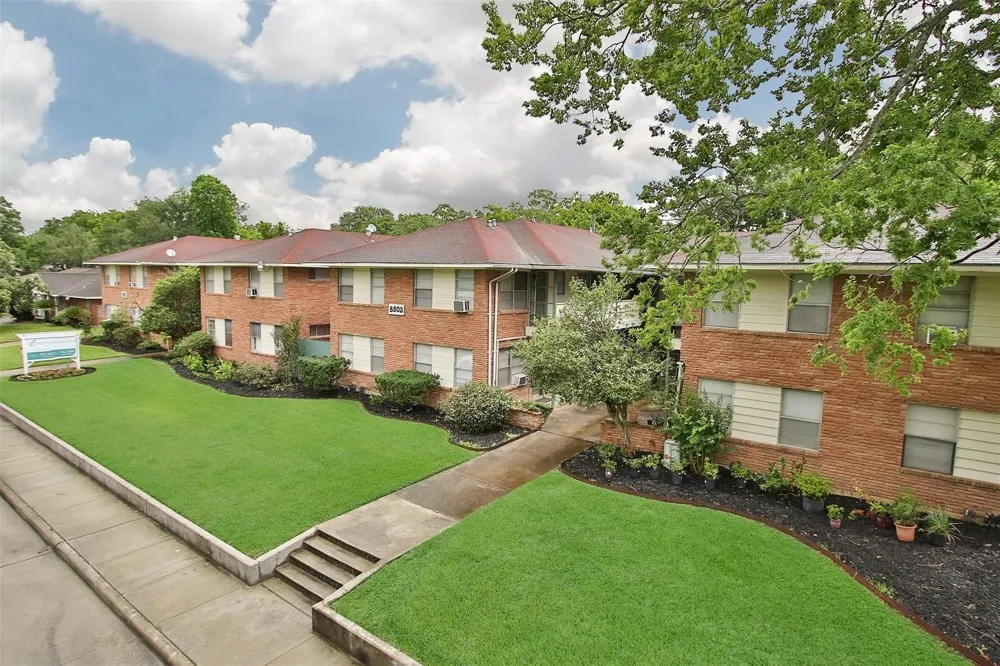 8807 Timberside Drive #4 Houston, TX 77025