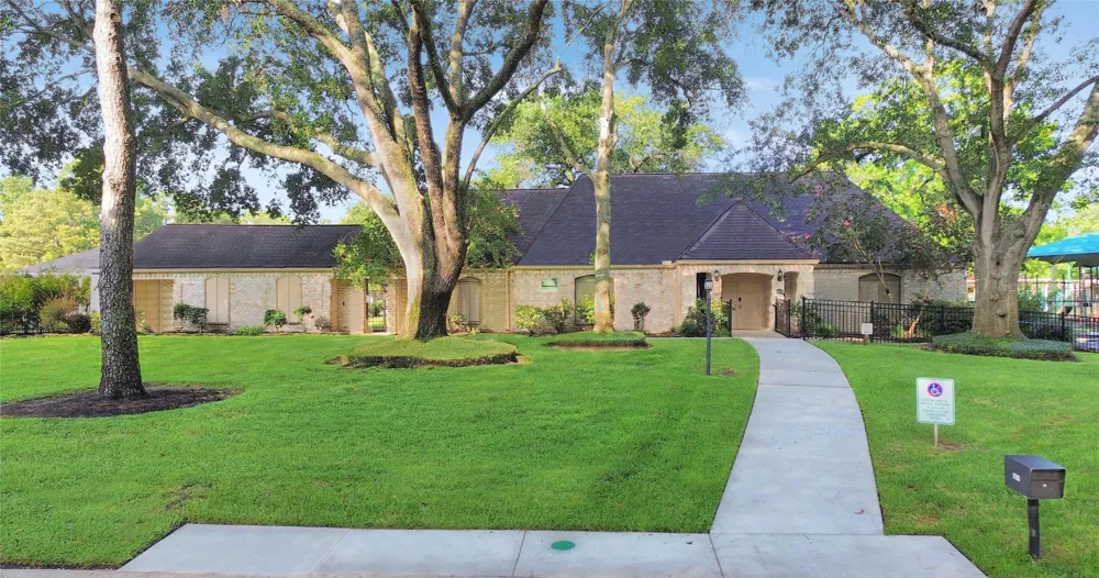 17523 Spicewood Springs Lane Spring, TX 77379