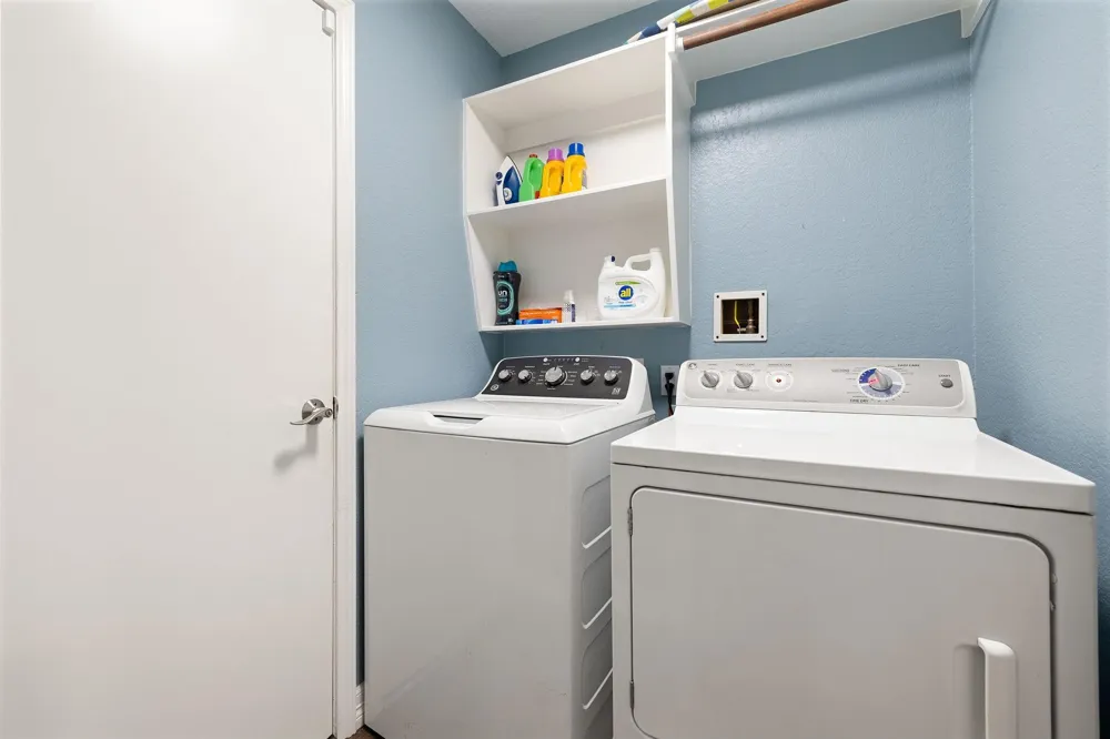 5104 Carefree Drive League City, TX 77573