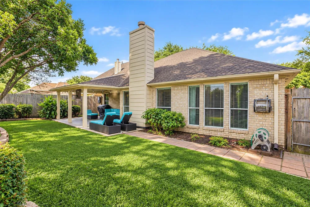 5104 Carefree Drive League City, TX 77573