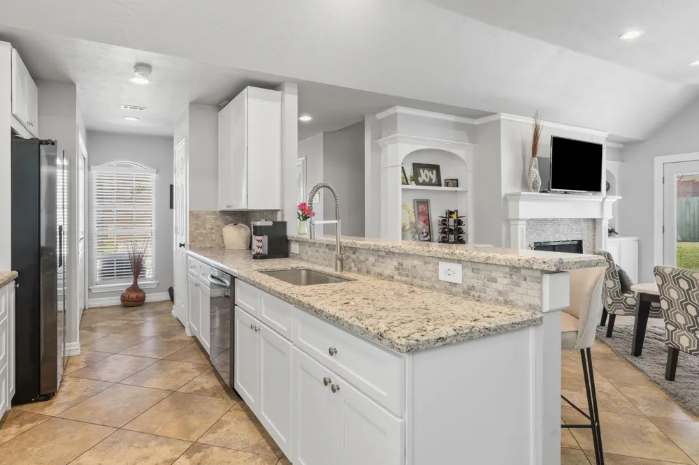 103 Cove Place Montgomery, TX 77356