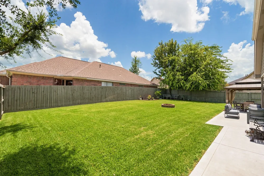 103 Cove Place Montgomery, TX 77356