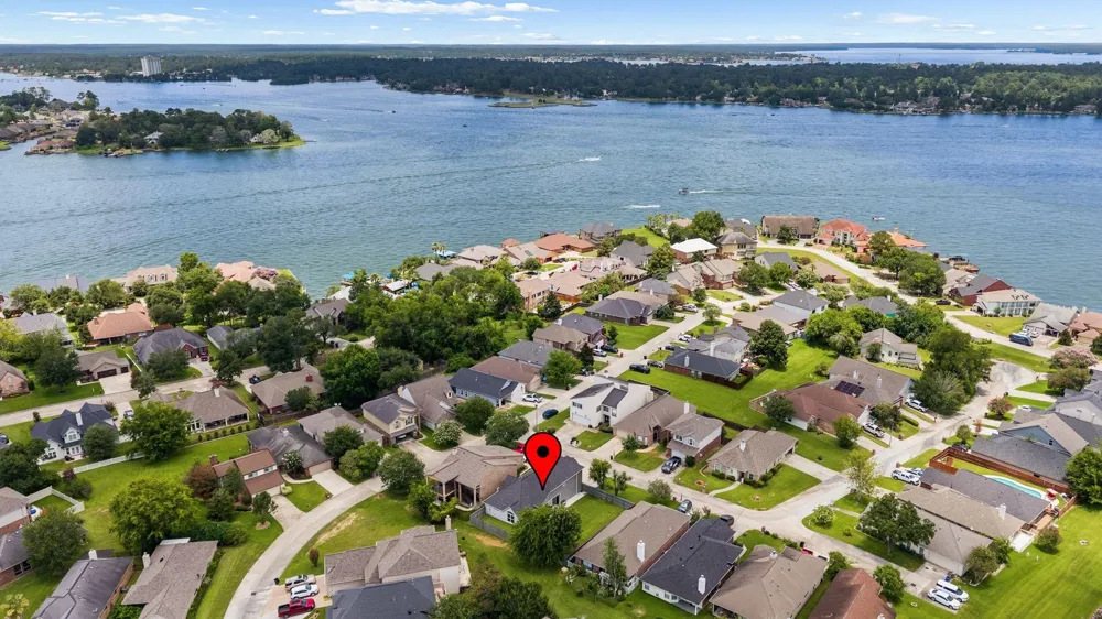 103 Cove Place Montgomery, TX 77356