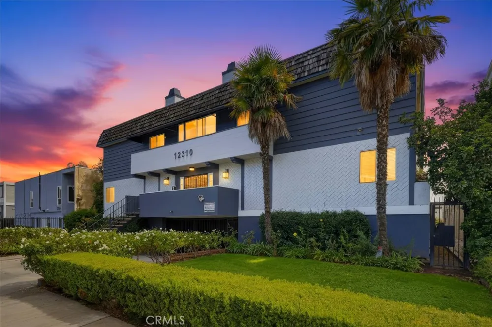 12310 Burbank #13 Los Angeles, CA 91607