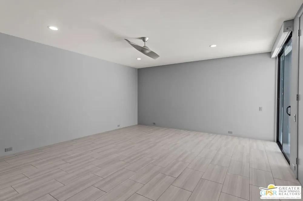 2493 S Madrona Drive Palm Springs, CA 92264