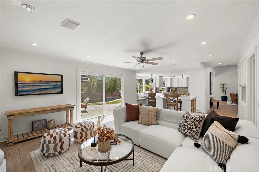 23952 Cormorant Laguna Niguel, CA 92677