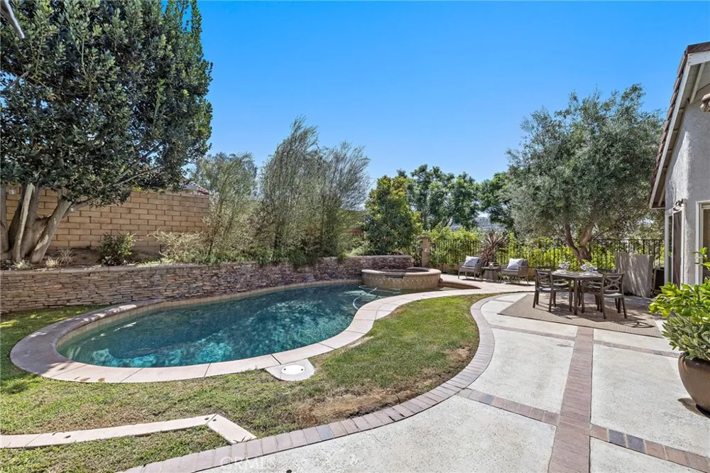 23952 Cormorant Laguna Niguel, CA 92677
