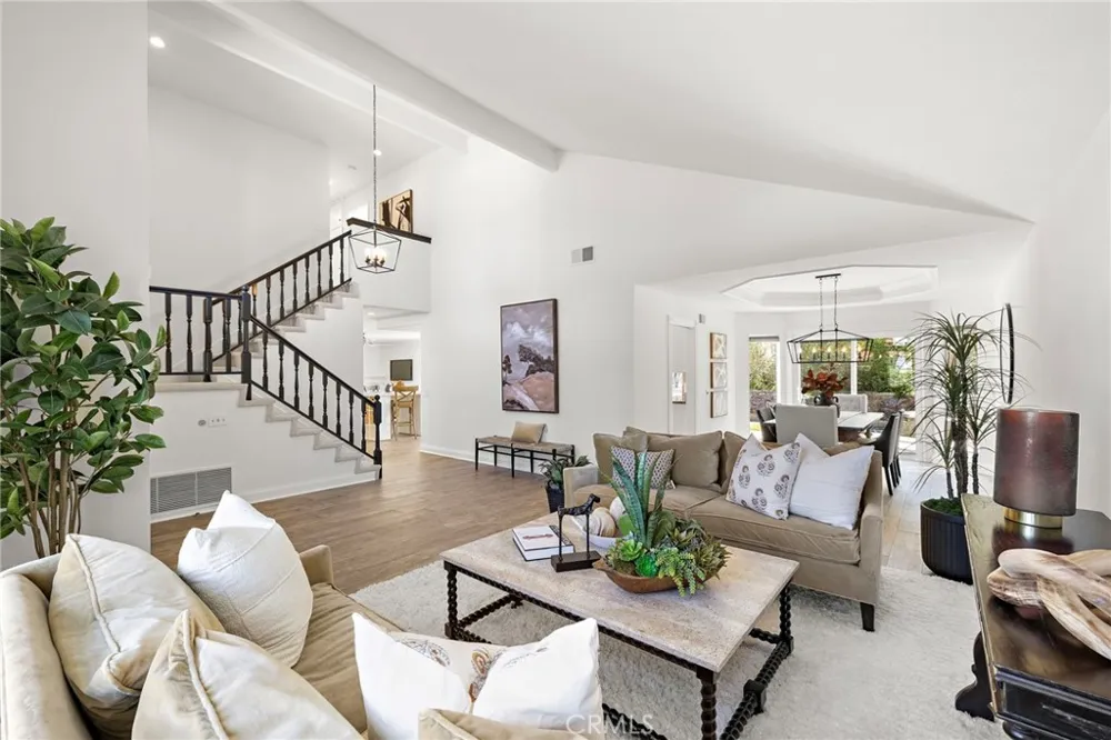 23952 Cormorant Laguna Niguel, CA 92677