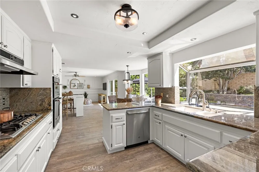 23952 Cormorant Laguna Niguel, CA 92677