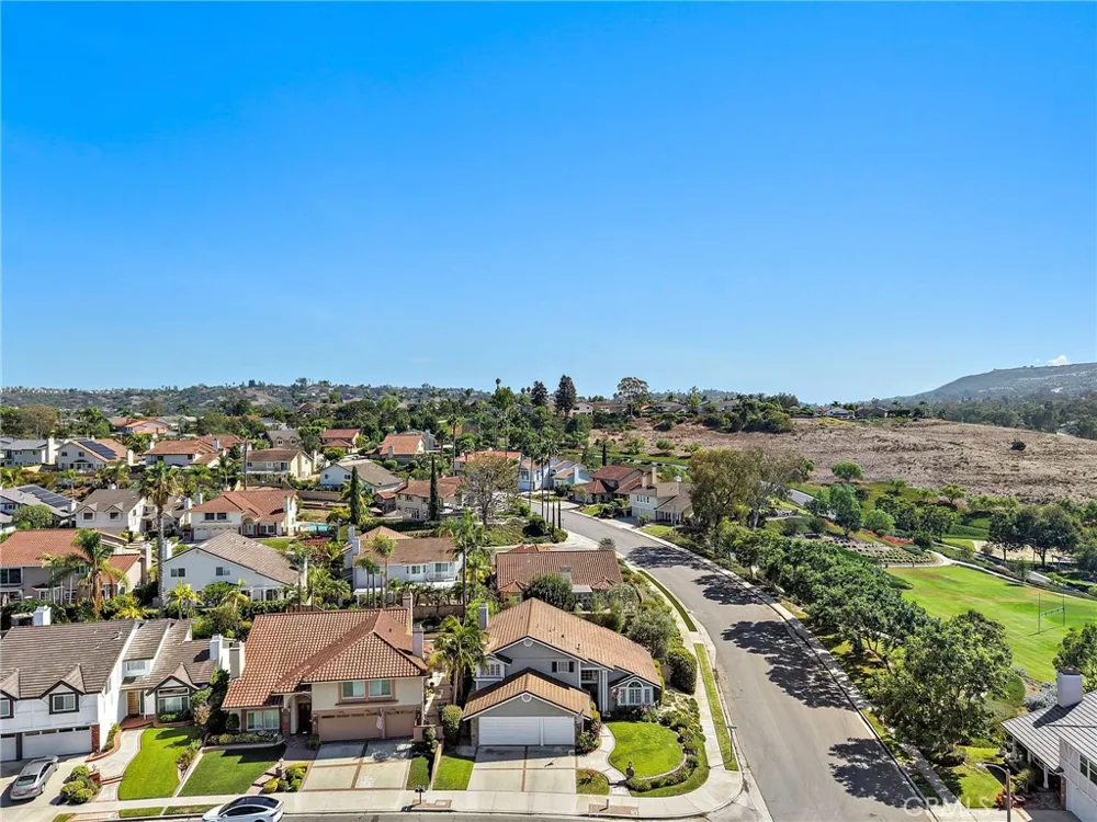 23952 Cormorant Laguna Niguel, CA 92677