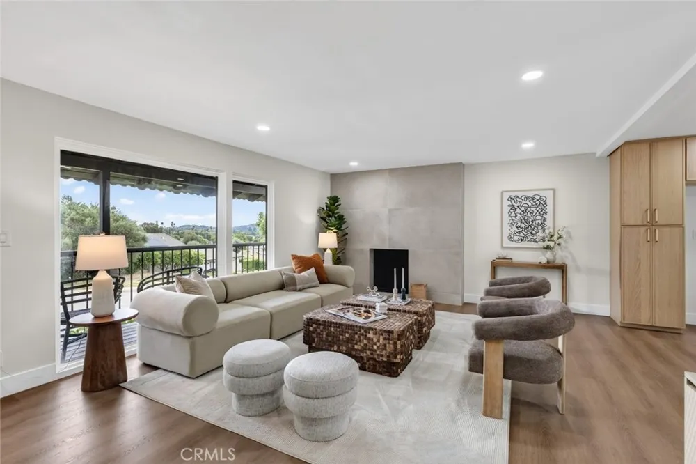 751 Grand Glendora, CA 91741
