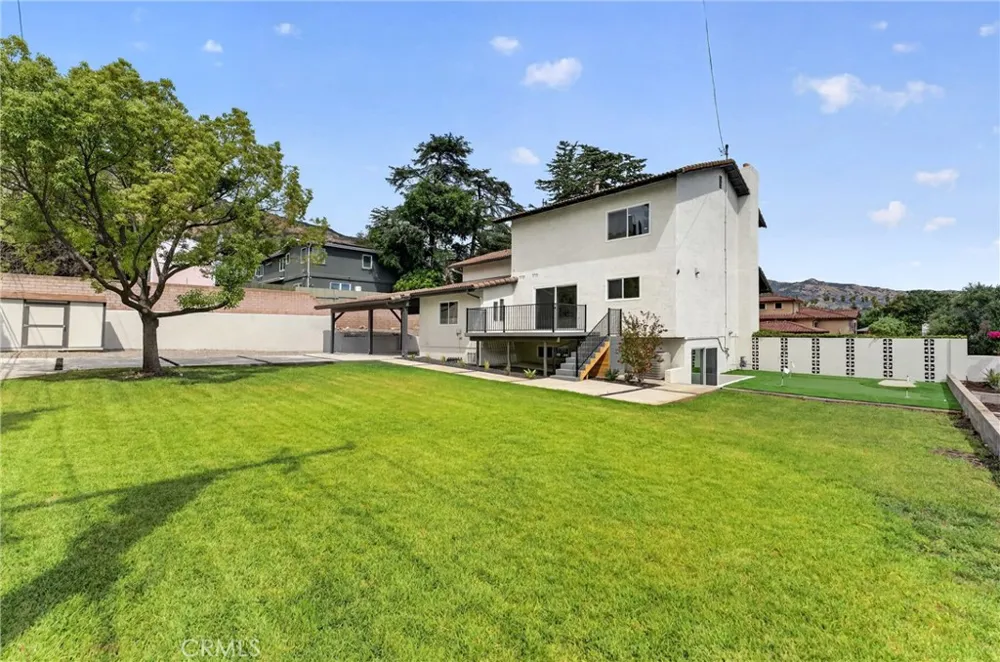 751 Grand Glendora, CA 91741