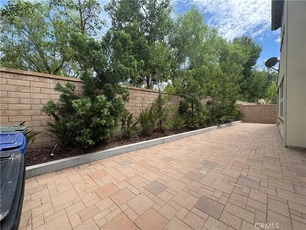 15 Umbria Lake Forest, CA 92630