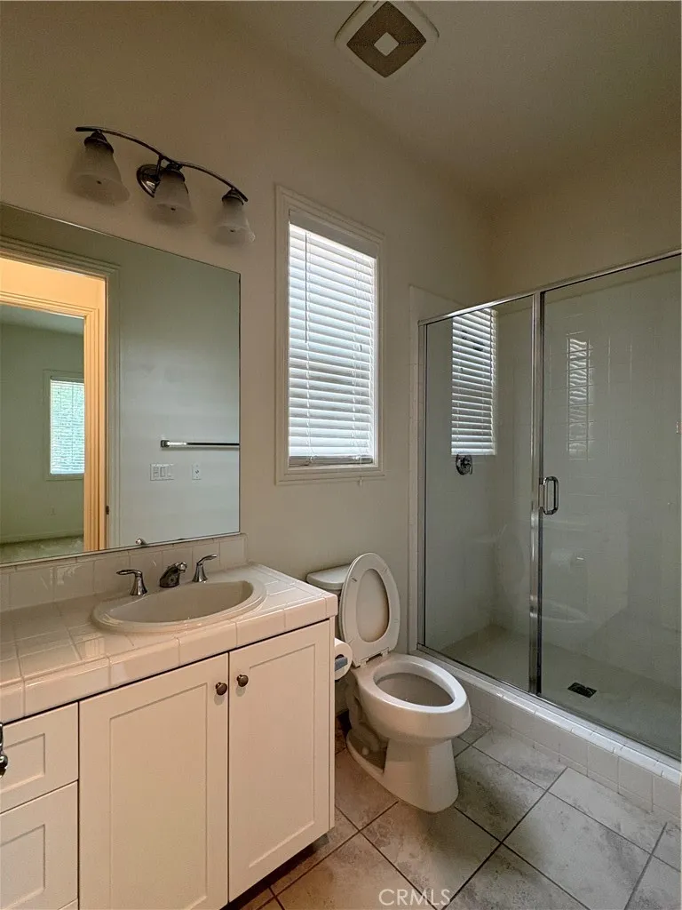 15 Umbria Lake Forest, CA 92630