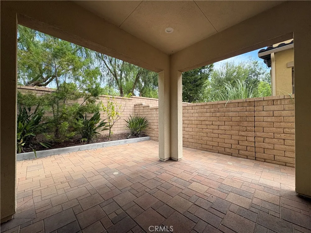 15 Umbria Lake Forest, CA 92630