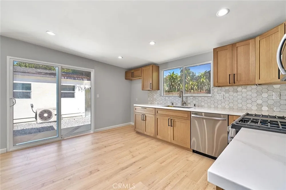 708 El Molino Pasadena, CA 91104