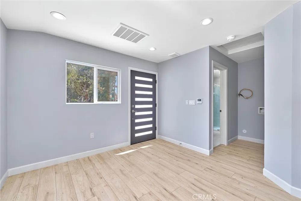 708 El Molino Pasadena, CA 91104