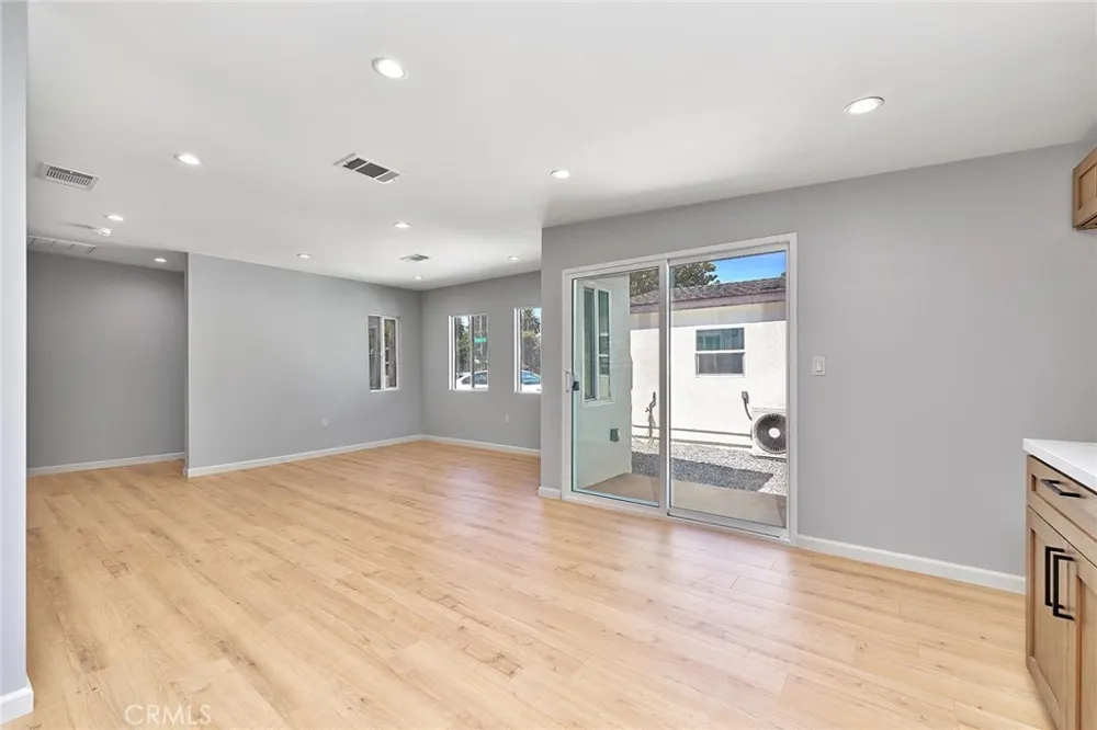 708 El Molino Pasadena, CA 91104