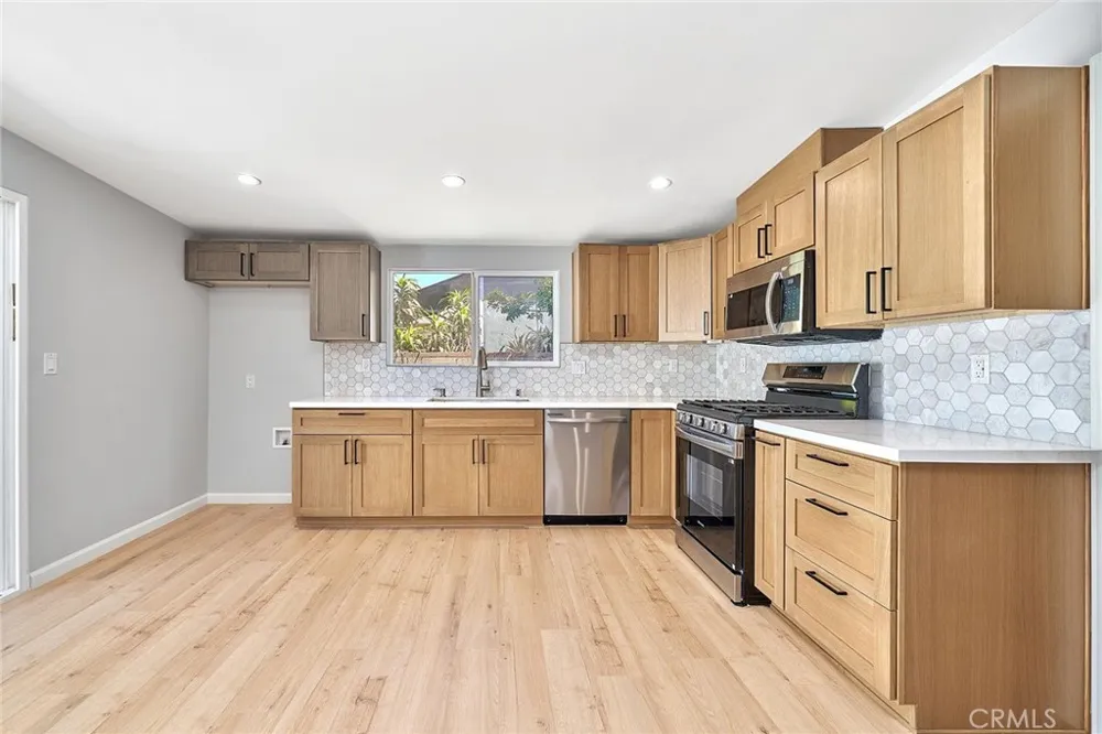 708 El Molino Pasadena, CA 91104