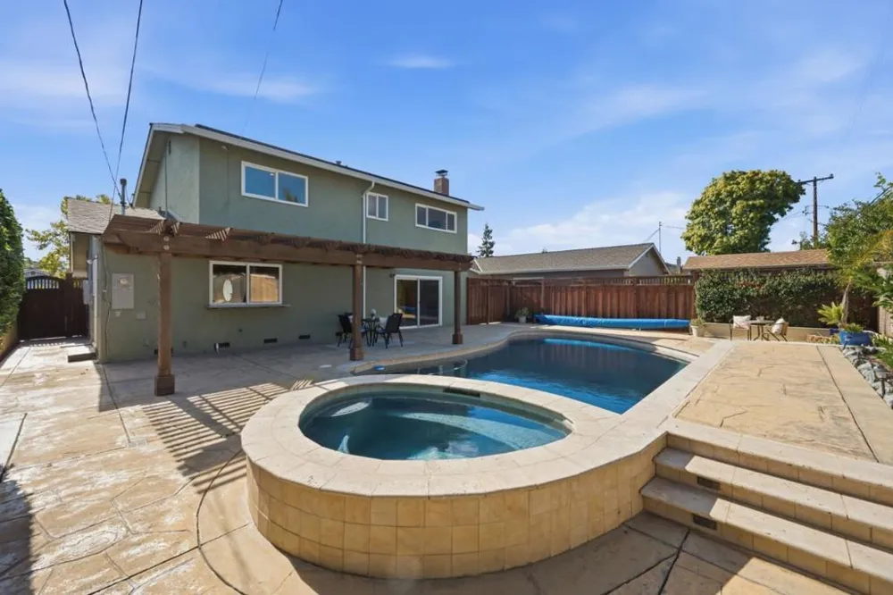 4042 Normandale Drive San Jose, CA 95118