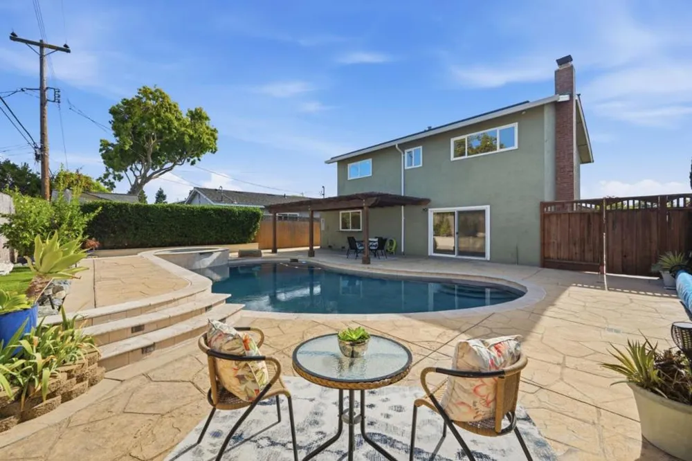 4042 Normandale Drive San Jose, CA 95118