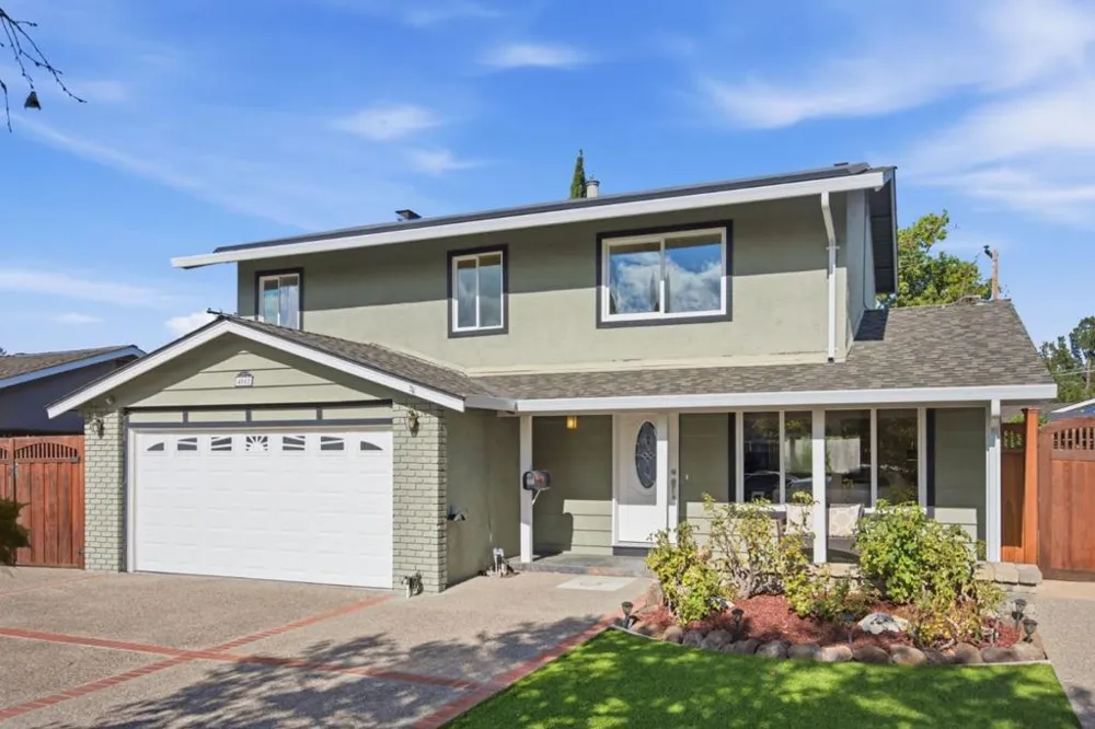 4042 Normandale Drive San Jose, CA 95118