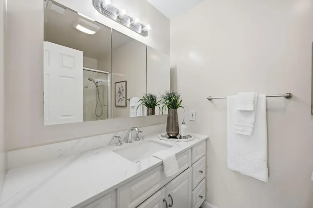 4042 Normandale Drive San Jose, CA 95118