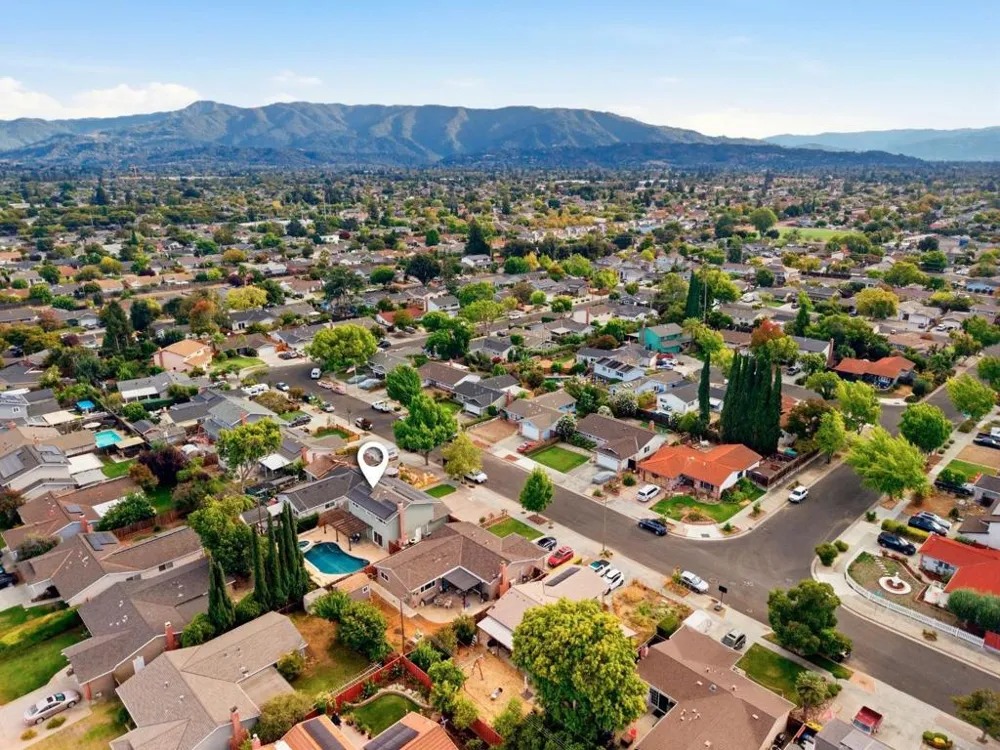 4042 Normandale Drive San Jose, CA 95118
