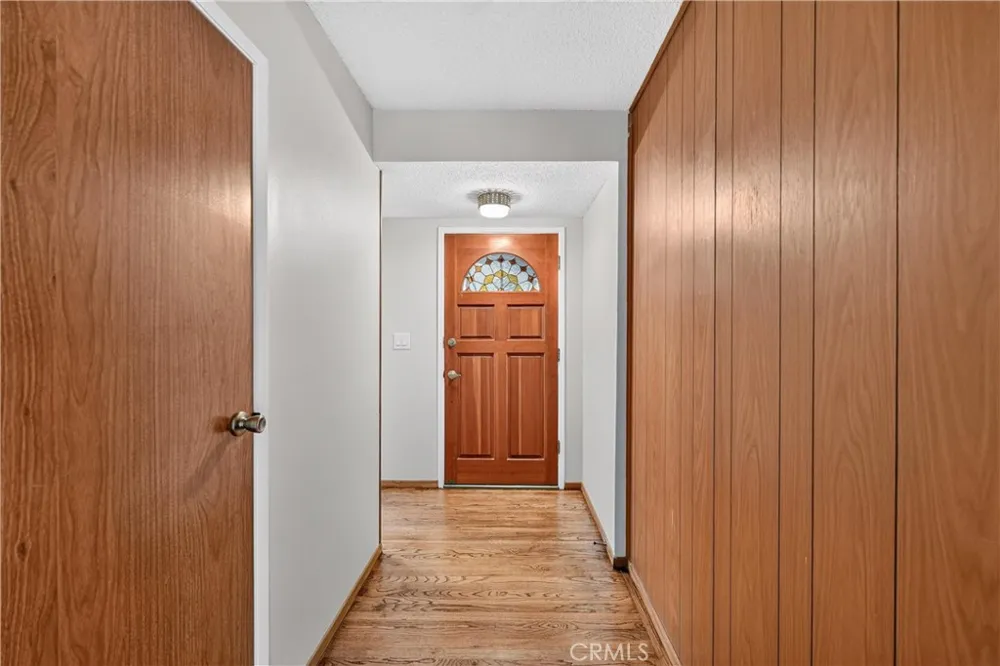 1288 Londonderry Street Costa Mesa, CA 92626