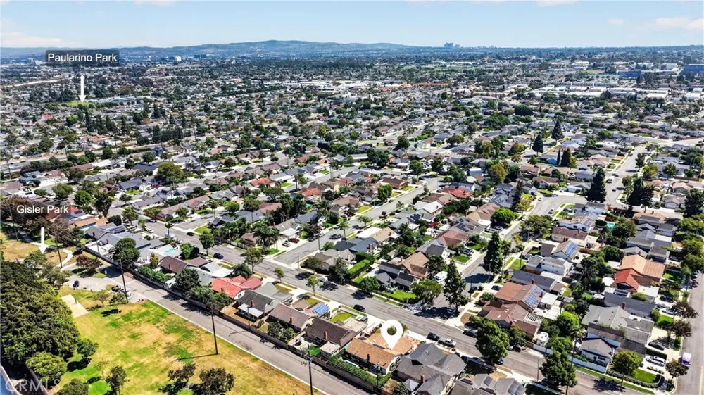 1288 Londonderry Street Costa Mesa, CA 92626
