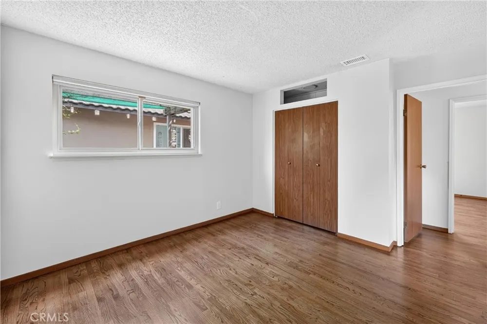 1288 Londonderry Street Costa Mesa, CA 92626